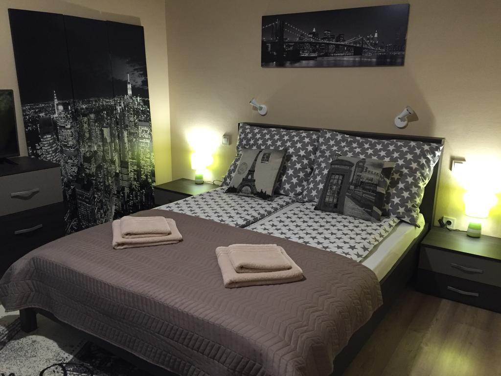 Apartment Mozsar Будапеща Екстериор снимка